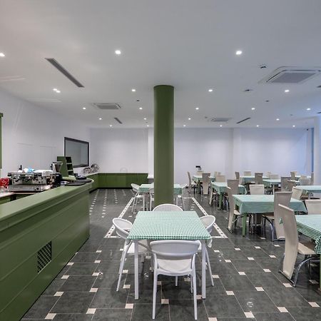 Arel Hotel Σαράντα Εξωτερικό φωτογραφία