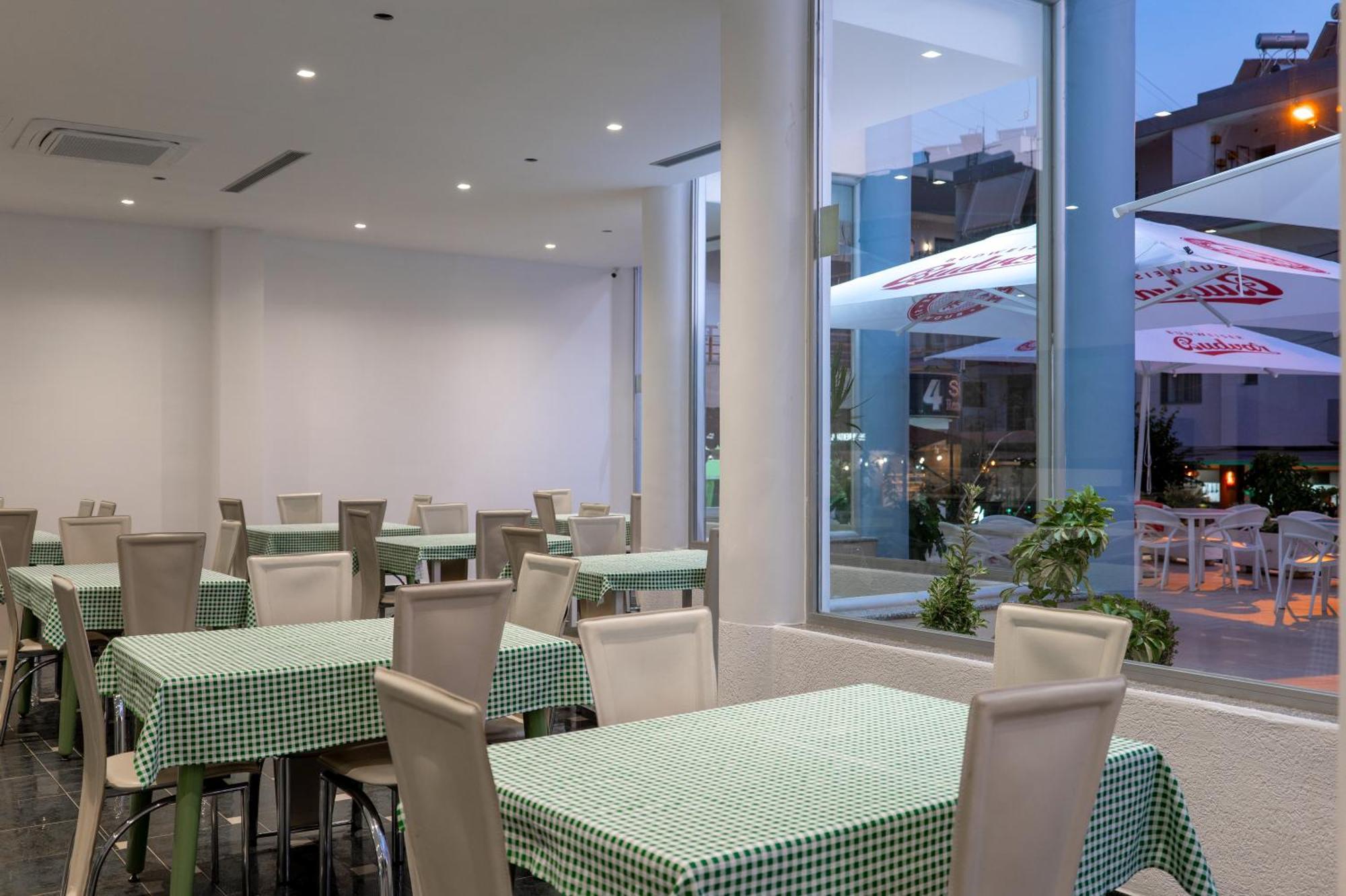 Arel Hotel Σαράντα Εξωτερικό φωτογραφία