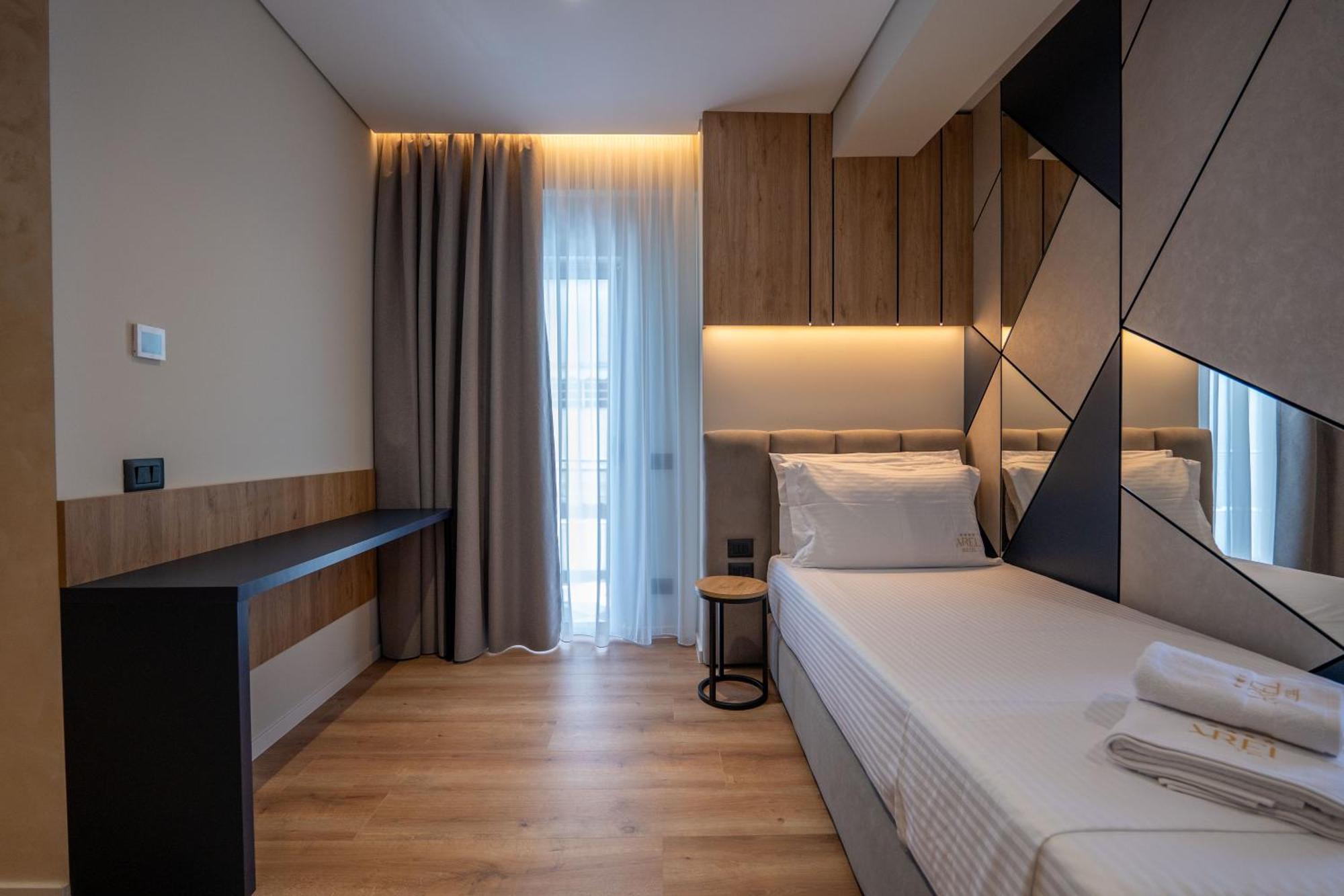 Arel Hotel Σαράντα Εξωτερικό φωτογραφία